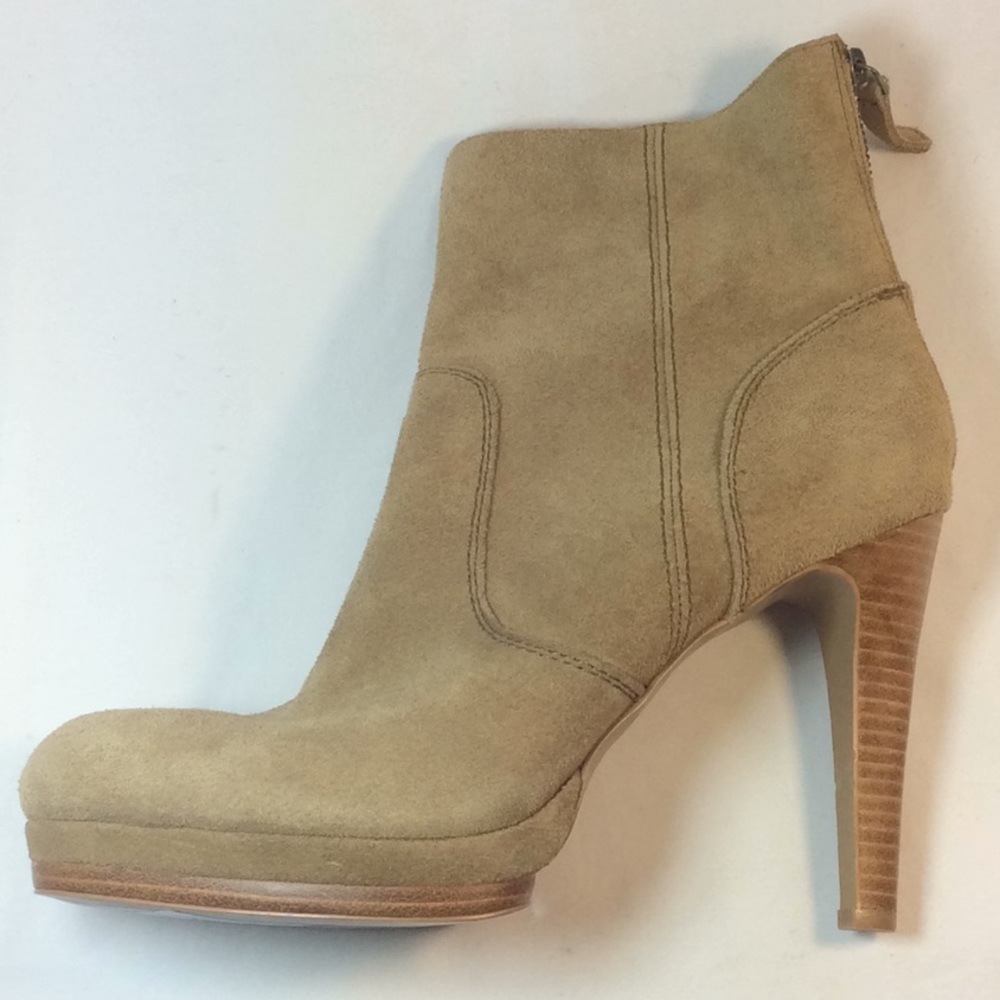 NINE WEST women bootie suede taupe Sz. 9.5 NEW